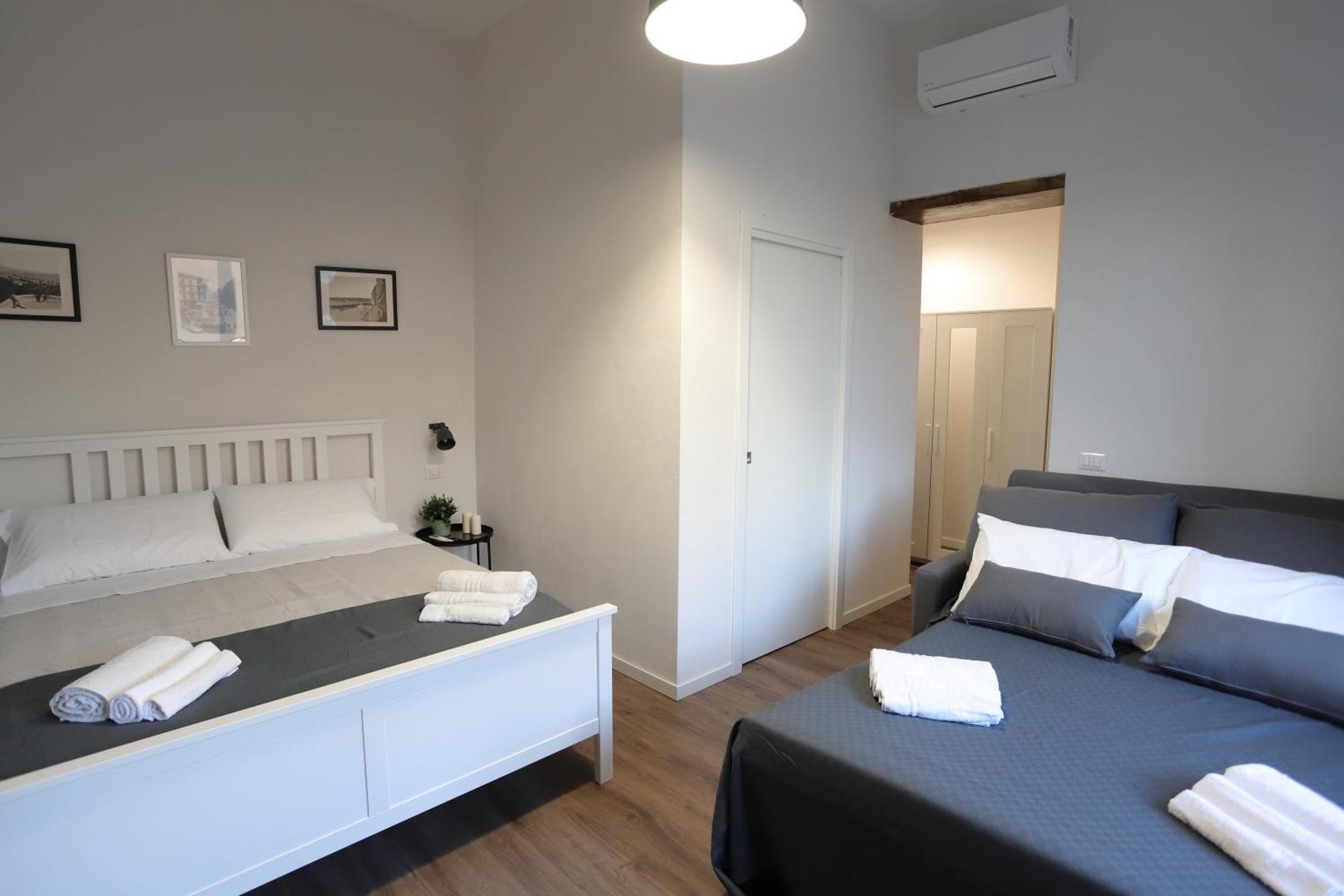 Tammurriata Nera Bedroom Naples Exterior photo
